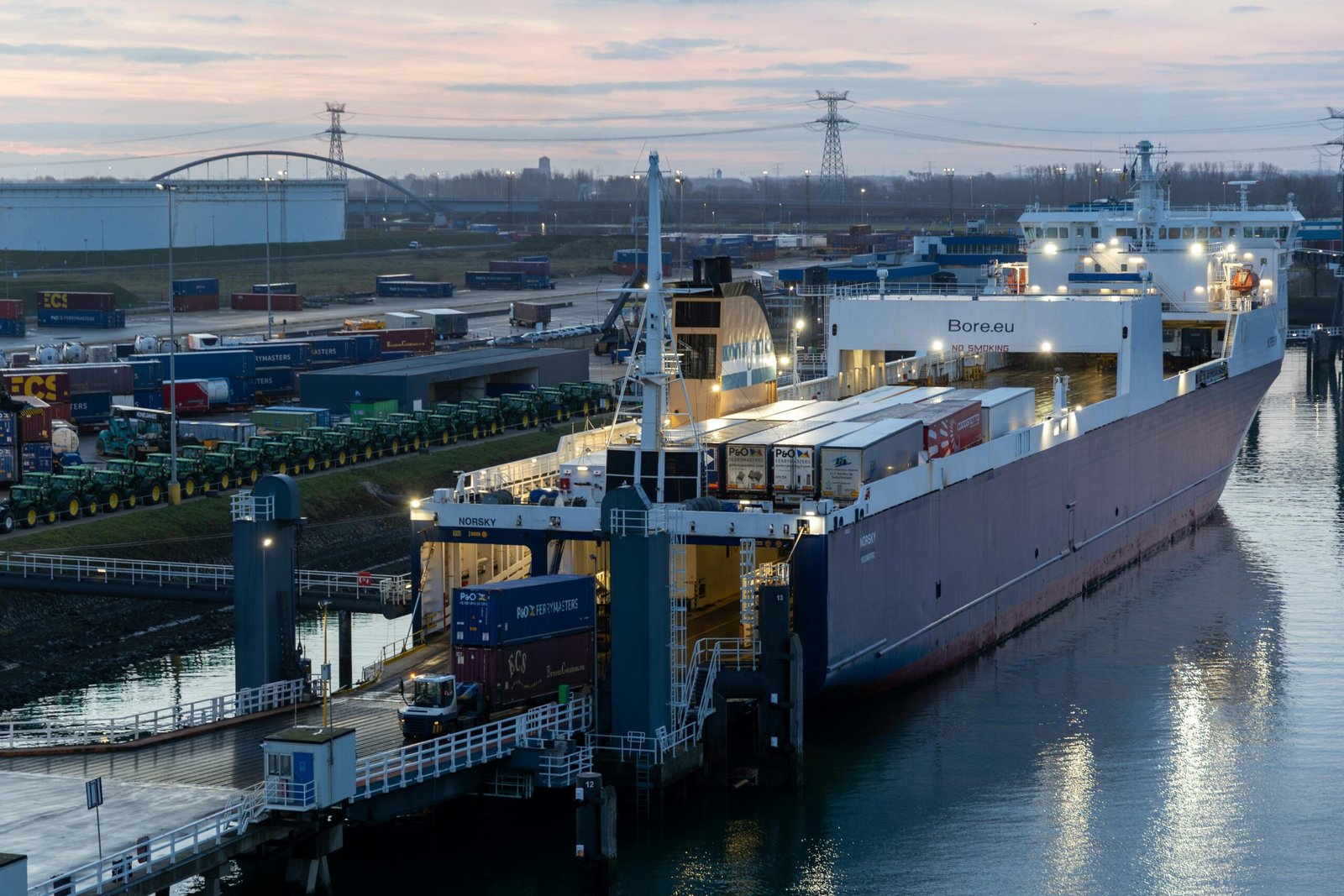 Cargoshiplinex